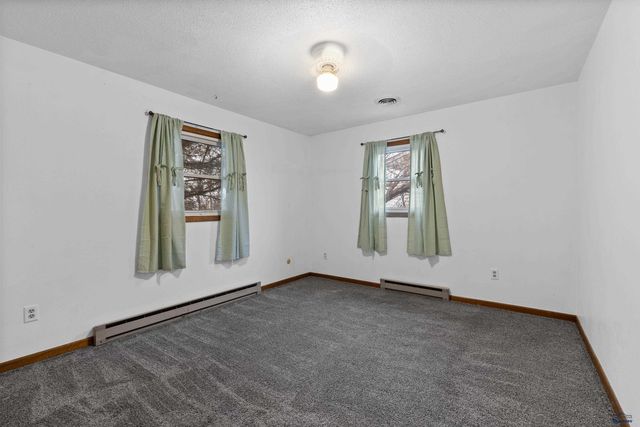 2636 PLATEAU LN, Rapid City, SD 57703