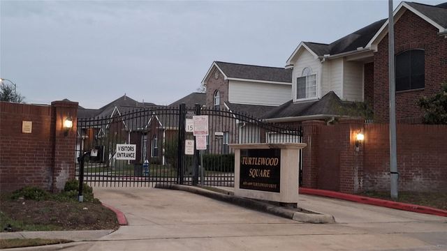 6887 Turtlewood Drive, Houston, TX 77072