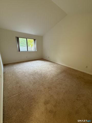 2435 Bedford Street 21CC, Stamford, CT 06905