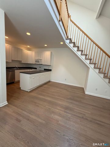 2435 Bedford Street 21CC, Stamford, CT 06905