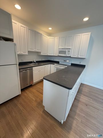 2435 Bedford Street 21CC, Stamford, CT 06905