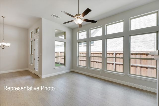 2000 Belvedere Street, Garland, TX 75041