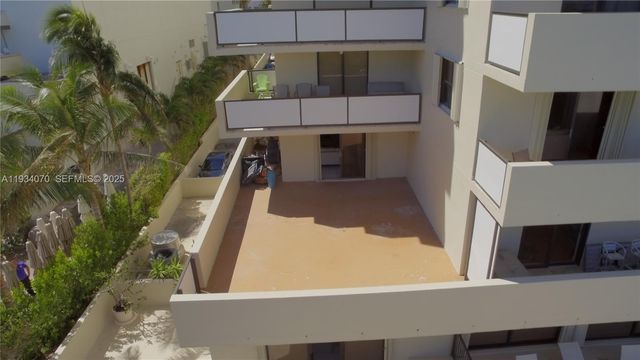 1623 Collins Ave 218, Miami Beach, FL 33139