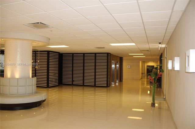 1623 Collins Ave 218, Miami Beach, FL 33139