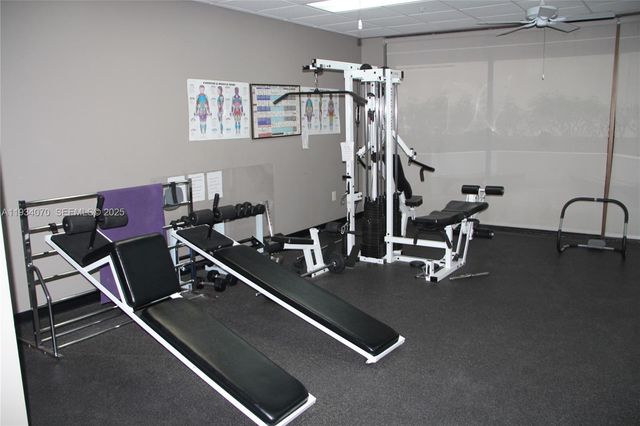 1623 Collins Ave 218, Miami Beach, FL 33139