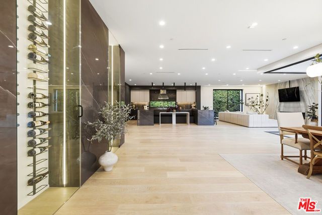 7303 W 89th Street, Los Angeles, CA 90045