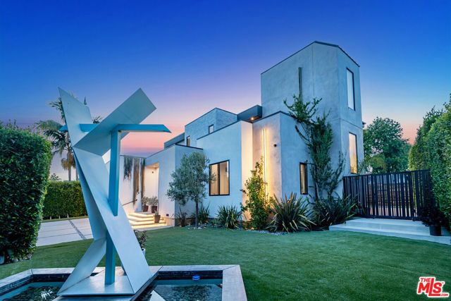 7303 W 89th Street, Los Angeles, CA 90045