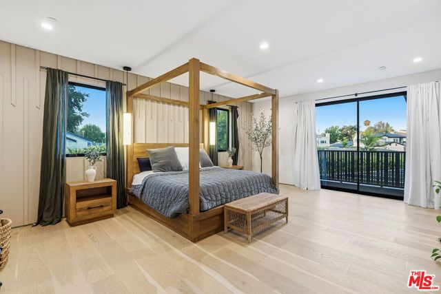7303 W 89th Street, Los Angeles, CA 90045