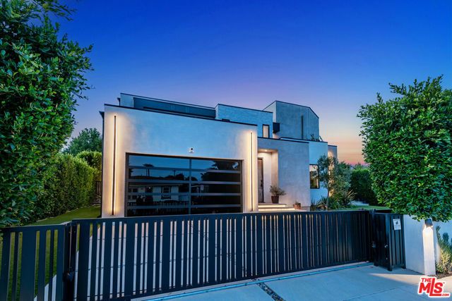 7303 W 89th Street, Los Angeles, CA 90045