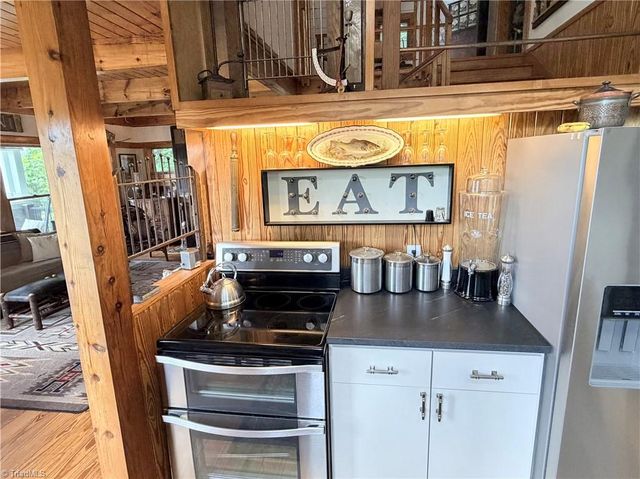 147 Fairview Drive, Traphill, NC 28685