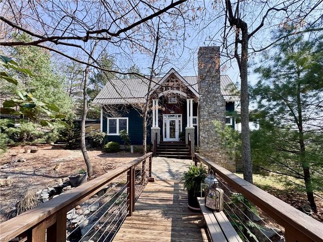147 Fairview Drive, Traphill, NC 28685