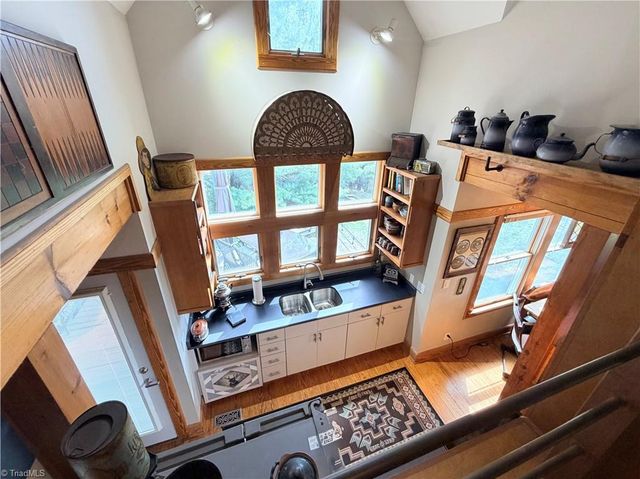 147 Fairview Drive, Traphill, NC 28685
