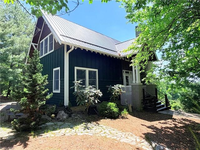 147 Fairview Drive, Traphill, NC 28685