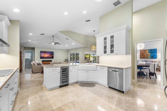 510 Sabal Way, Weston, FL 33326