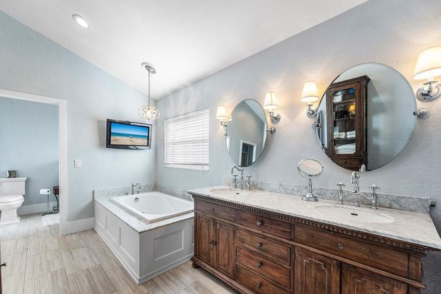 510 Sabal Way, Weston, FL 33326