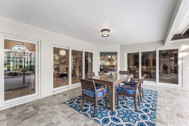 510 Sabal Way, Weston, FL 33326