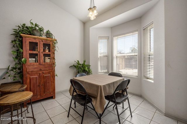 2100 Rincon De Amigos, Las Cruces, NM 88012