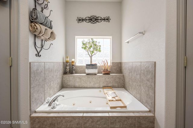 2100 Rincon De Amigos, Las Cruces, NM 88012