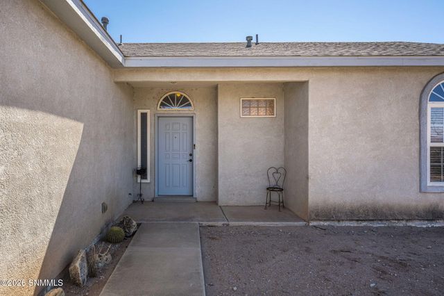 2100 Rincon De Amigos, Las Cruces, NM 88012