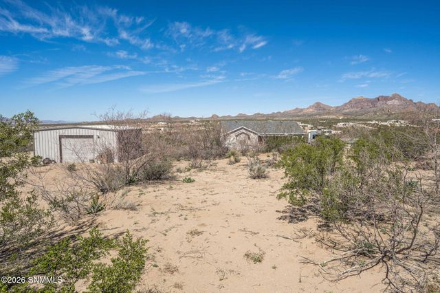 2100 Rincon De Amigos, Las Cruces, NM 88012