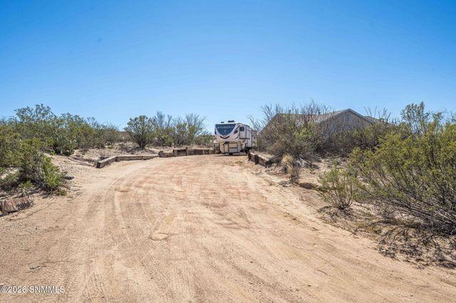 2100 Rincon De Amigos, Las Cruces, NM 88012