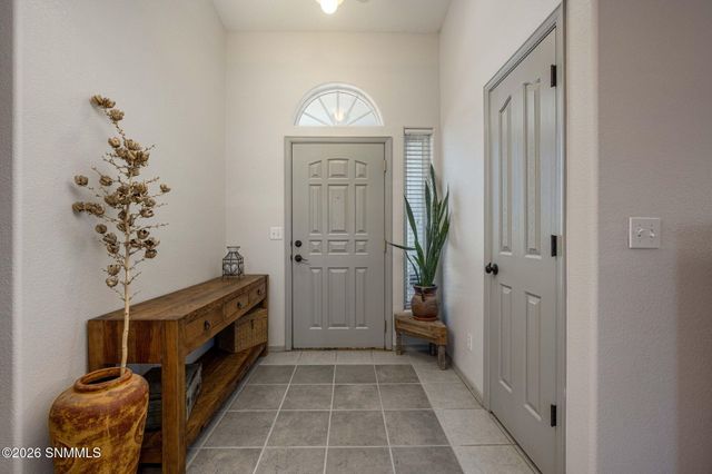 2100 Rincon De Amigos, Las Cruces, NM 88012