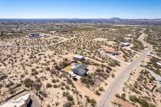 2100 Rincon De Amigos, Las Cruces, NM 88012