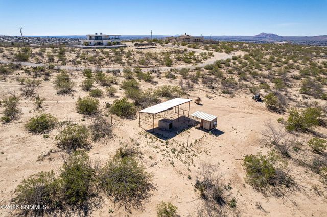 2100 Rincon De Amigos, Las Cruces, NM 88012