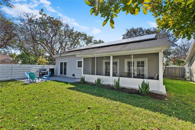 14911 SW 139th Pl, Miami, FL 33186