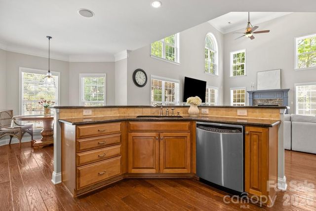 4145 Summit Ridge Lane, Denver, NC 28037