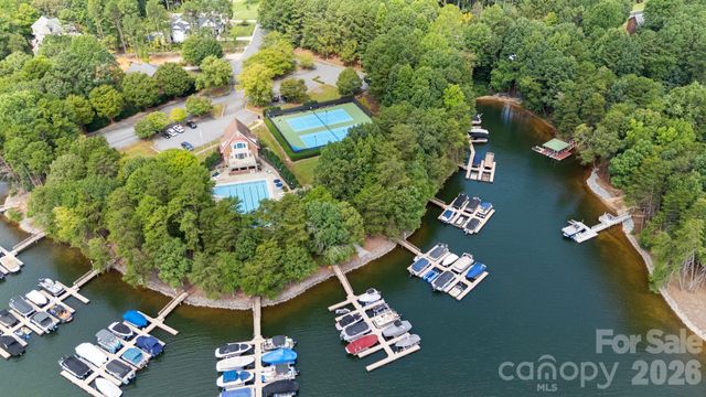 4145 Summit Ridge Lane, Denver, NC 28037