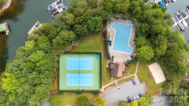 4145 Summit Ridge Lane, Denver, NC 28037