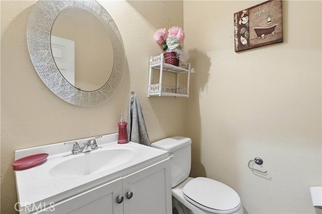 13855 Jackson Street, Oak Hills, CA 92344