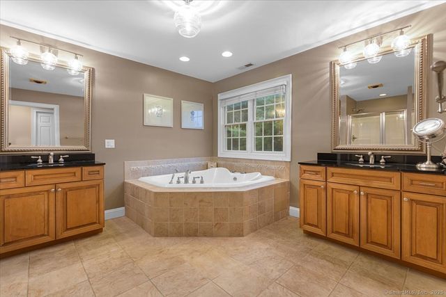 36 Randolph Farm Road, Milford, CT 06461