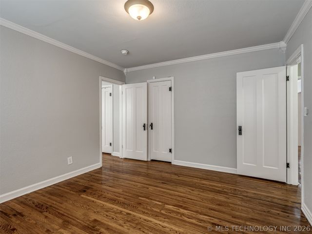 1204 S Columbia Avenue, Tulsa, OK 74104