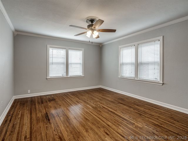 1204 S Columbia Avenue, Tulsa, OK 74104