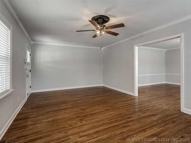 1204 S Columbia Avenue, Tulsa, OK 74104