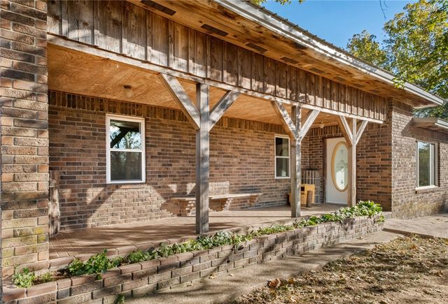 12650 Scates Road, Maysville, AR 72747