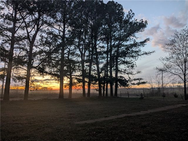 12650 Scates Road, Maysville, AR 72747