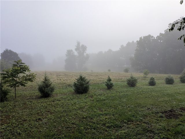 12650 Scates Road, Maysville, AR 72747