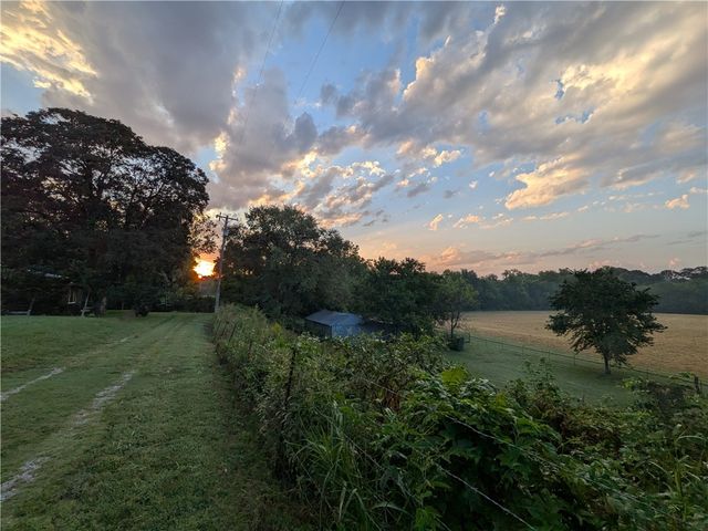 12650 Scates Road, Maysville, AR 72747