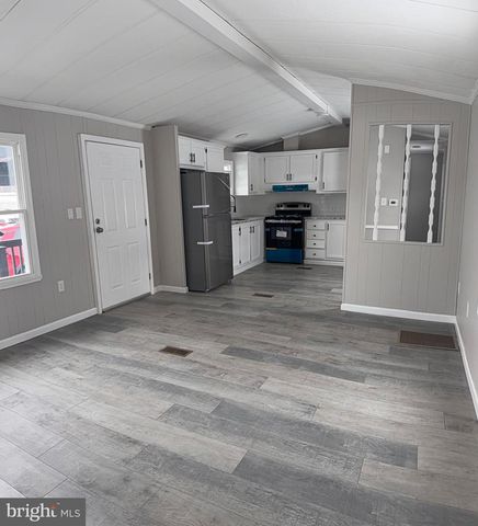 867 ASPEN AVE, Spring City, PA 19475