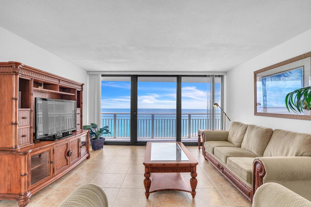 3000 N Ocean Drive 25c, Singer Island, FL 33404