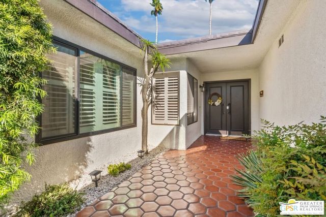 6 Palomas Drive, Rancho Mirage, CA 92270