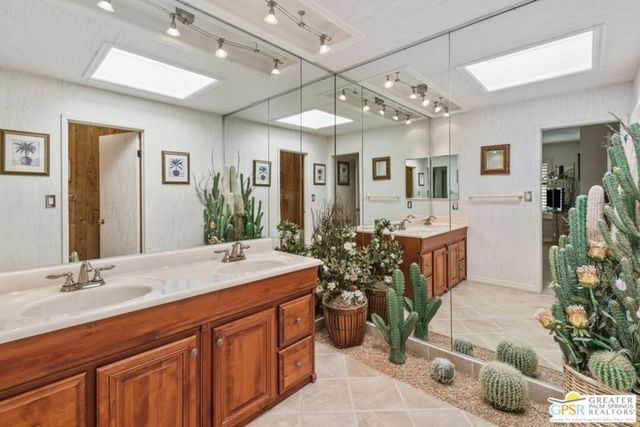 6 Palomas Drive, Rancho Mirage, CA 92270