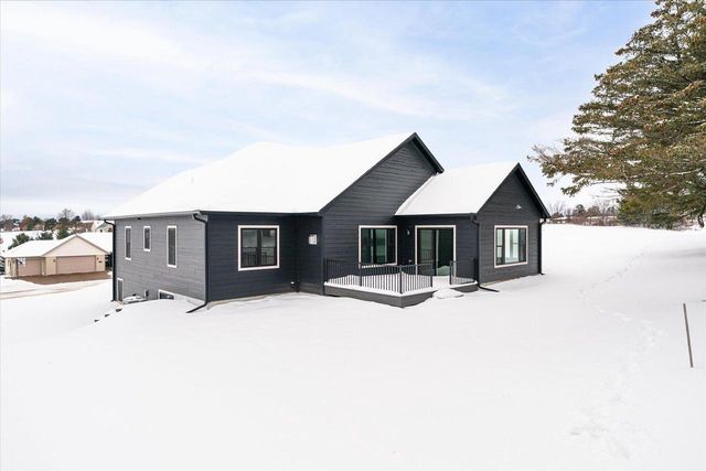 1129 16th Fairway DRIVE, Viroqua, WI 54665