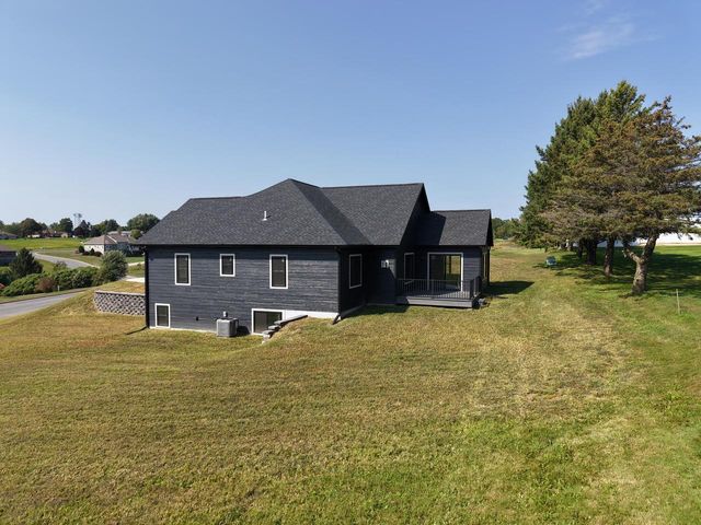 1129 16th Fairway DRIVE, Viroqua, WI 54665