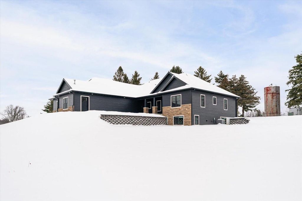 1129 16th Fairway DRIVE, Viroqua, WI 54665
