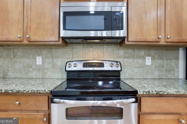 410 Chandler Bluff Court, Grayson, GA 30017