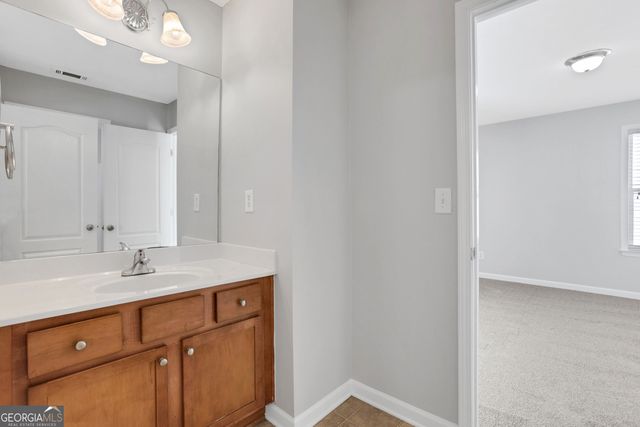 410 Chandler Bluff Court, Grayson, GA 30017
